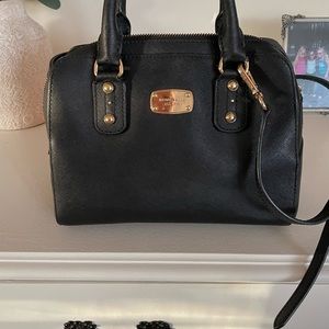 Hardly used Michael Kors satchel with attached strap